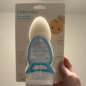 Frida Baby DermaFrida FlakeFixer